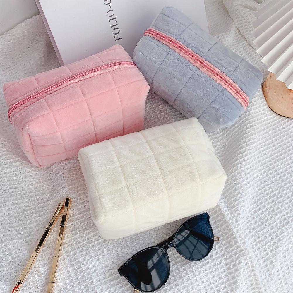 Beauty Preservation Makeup Bag - Urocza pluszowa kosmetyczka dla kobiet, przenośna